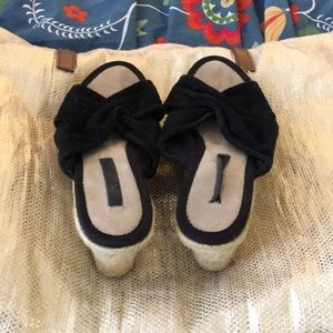 Nine West Espadrille wedge sandal size 6